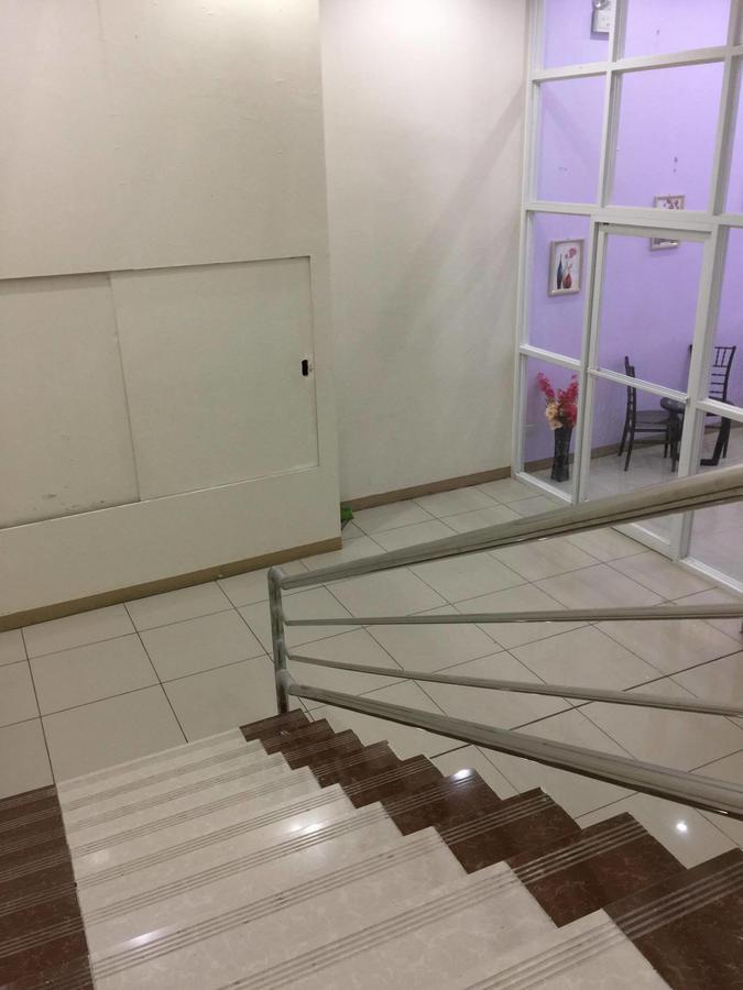 Meaco Royal Hotel - Lipa Lipa City Екстериор снимка