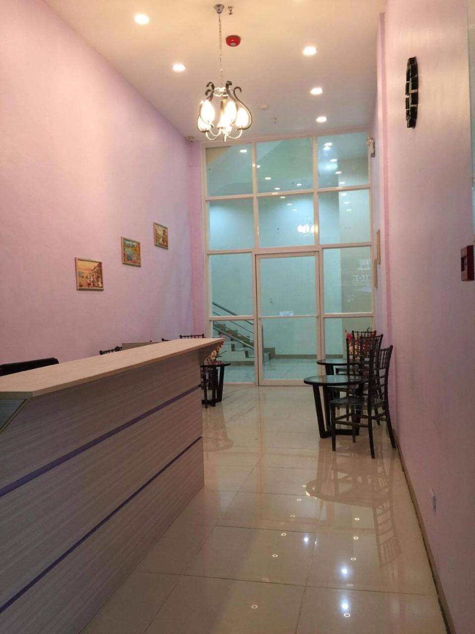 Meaco Royal Hotel - Lipa Lipa City Екстериор снимка