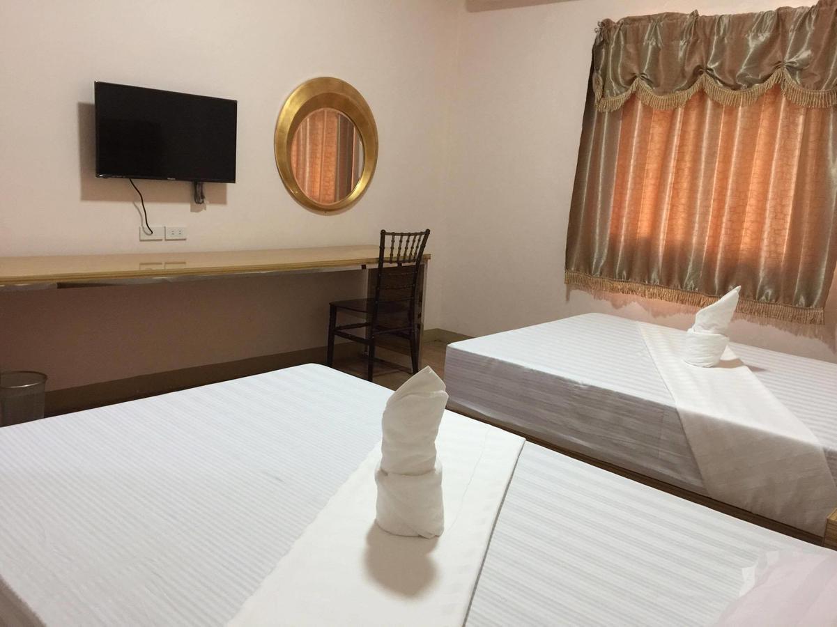 Meaco Royal Hotel - Lipa Lipa City Екстериор снимка
